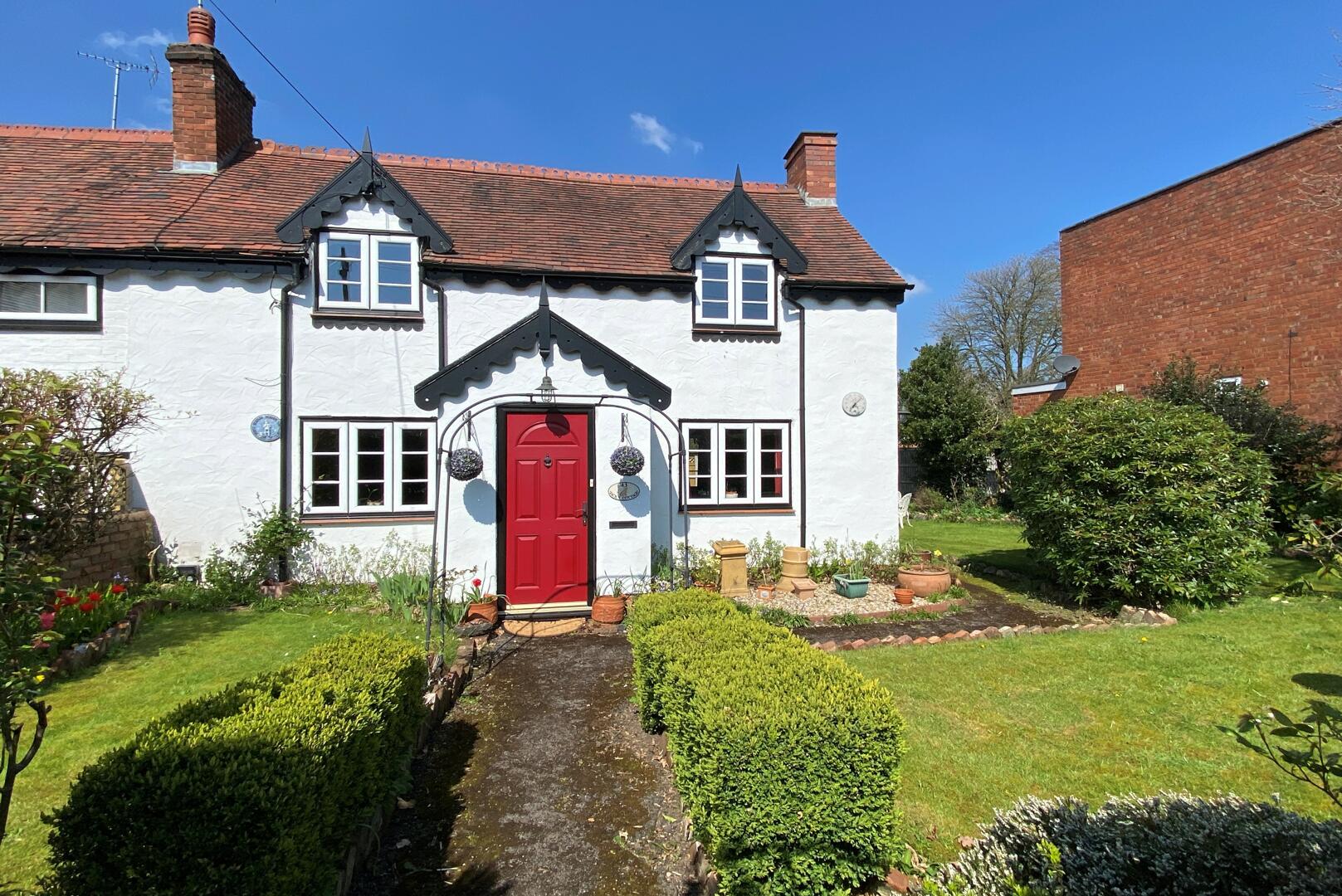 3 bed property in Birmingham Road, Kidderminster